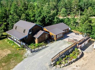 101 Stewart Rd, Groton, VT 05046