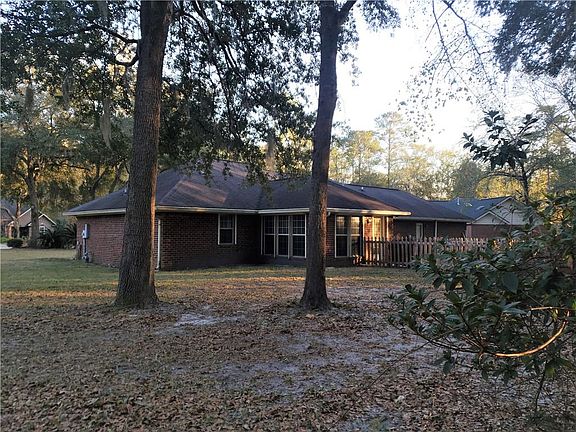 2nd image of 856 Old Field Dr