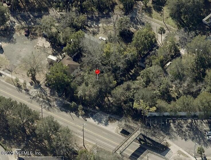 2nd image of 5422 MONCRIEF Road