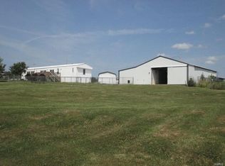 200 Fairview Dr, Winfield, MO 63389