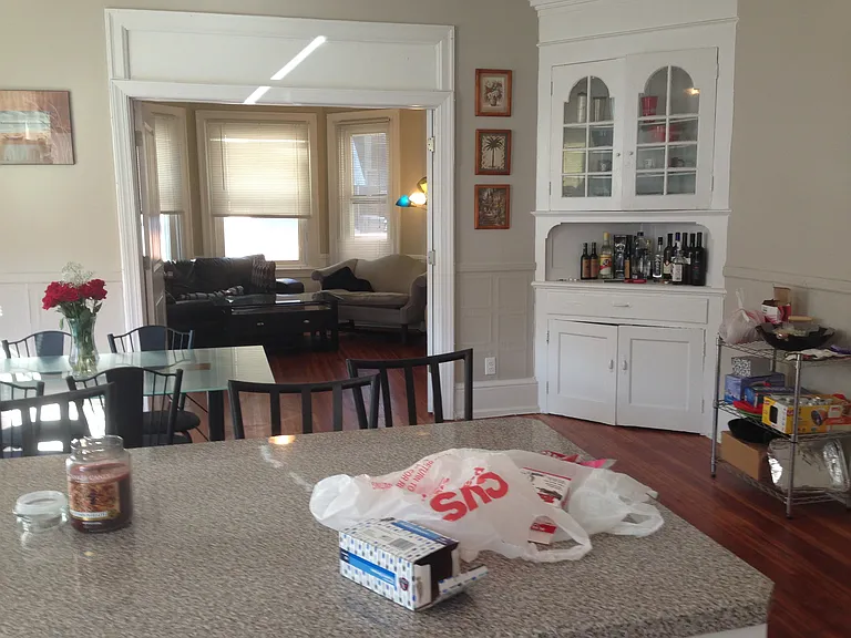 1525 Spruce St #4R — Photo 3