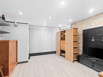 238 E 84th St, New York, NY, 10028