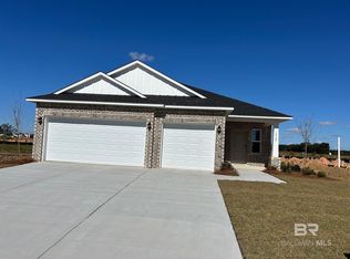 18127 Kent Cir, Foley, AL 36535