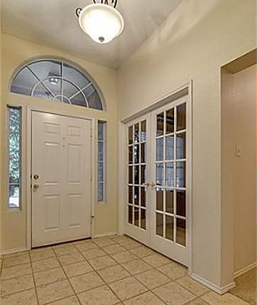4th image of 1681 Niagara Blvd