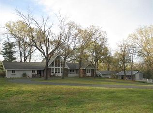 8306 Cedar Dr, Joplin, MO 64804