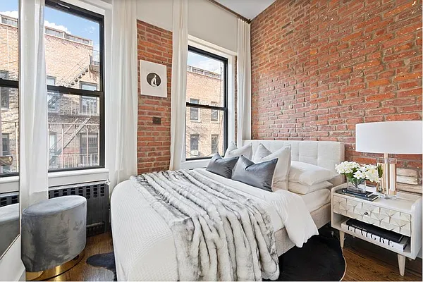 Rented by Douglas Elliman | media 17