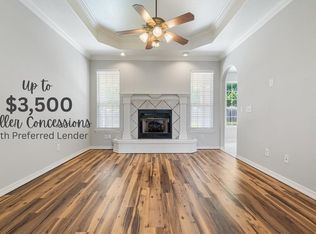 1100 SW Tinsley St, Bentonville, AR 72712