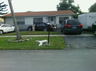 7816 SW 9th St, North Lauderdale, FL 33068