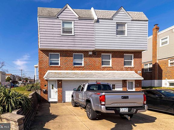 2nd image of 1842 Tomlinson Rd