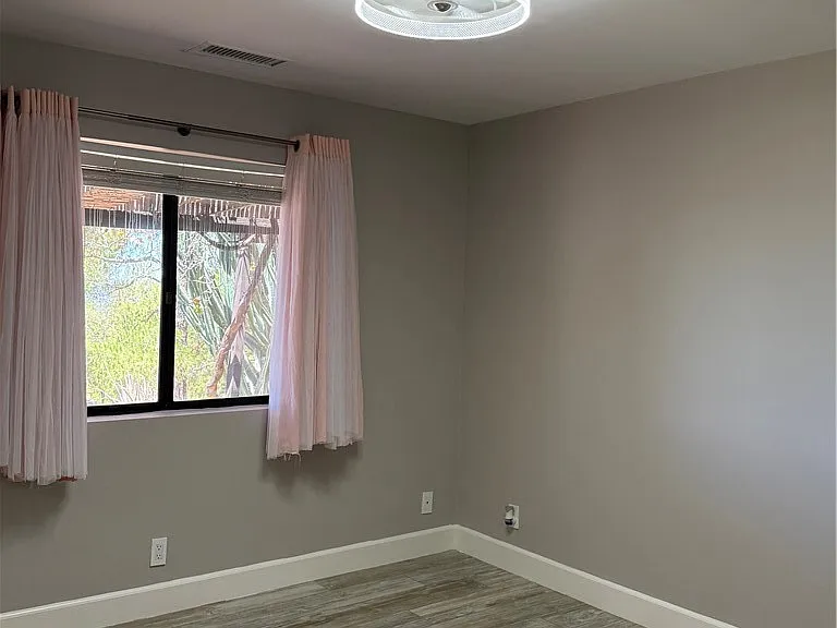 27258 Kiavo Dr — Photo 36
