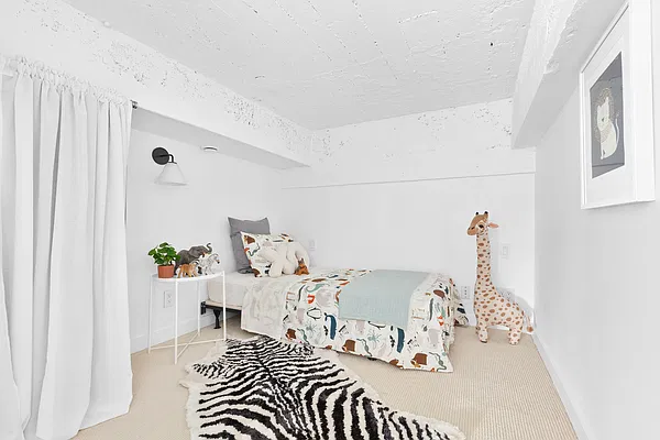 Sold by Compass | media 14