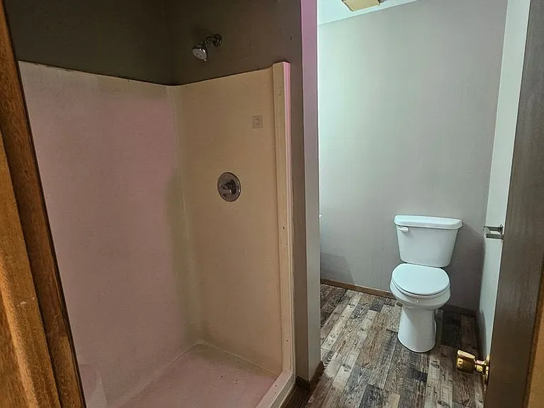 725 W Talmage St — Photo 12