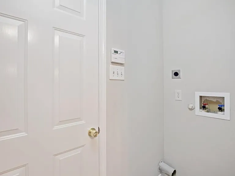 6204 Avanti Dr — Photo 19