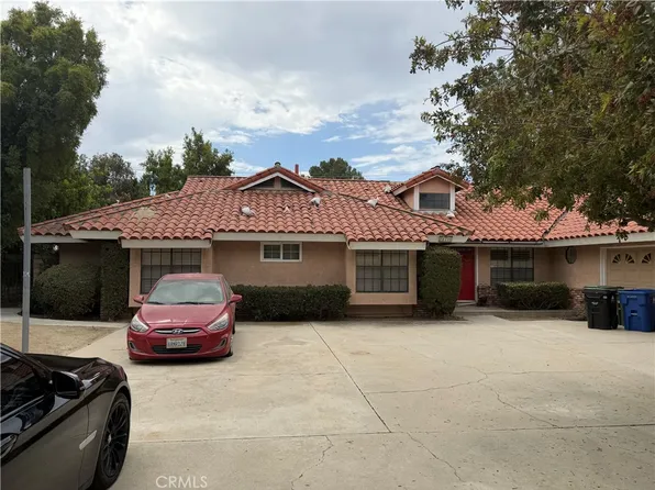 21720 Los Alimos St, Chatsworth, CA 91311