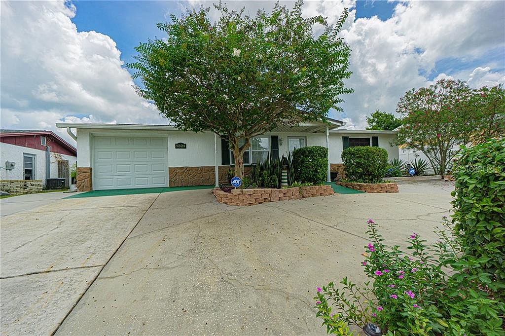 9324 Cochise Ln, Port Richey, FL 34668 | Zillow