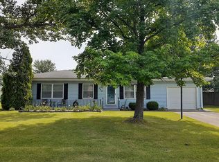 708 Doll St, Olney, IL 62450