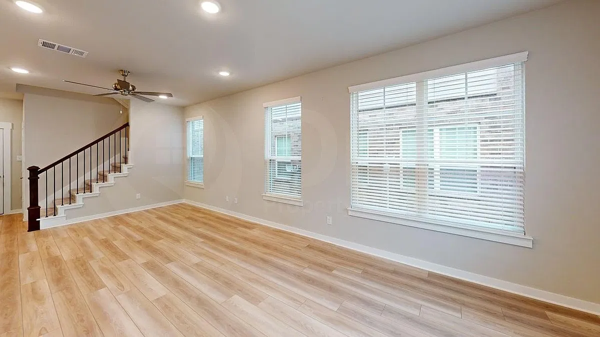 3 bed, 2.5 bath, 1788 sqft, $2,500 — Photo 4