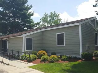 360 1/2 Tokeneke Rd #4150, Holyoke, MA 01040