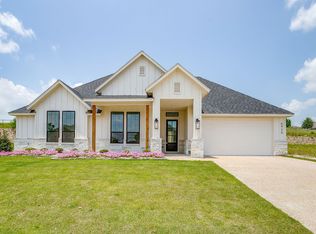 6926 Trail Rock Dr, Benbrook, TX 76126