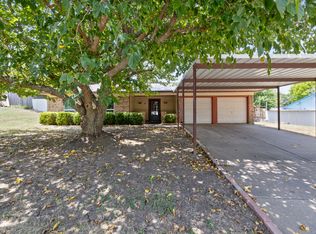 308 Clearwood Dr, Fort Worth, TX 76108
