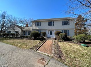 33 Plennert Rd, Flemington, NJ 08822