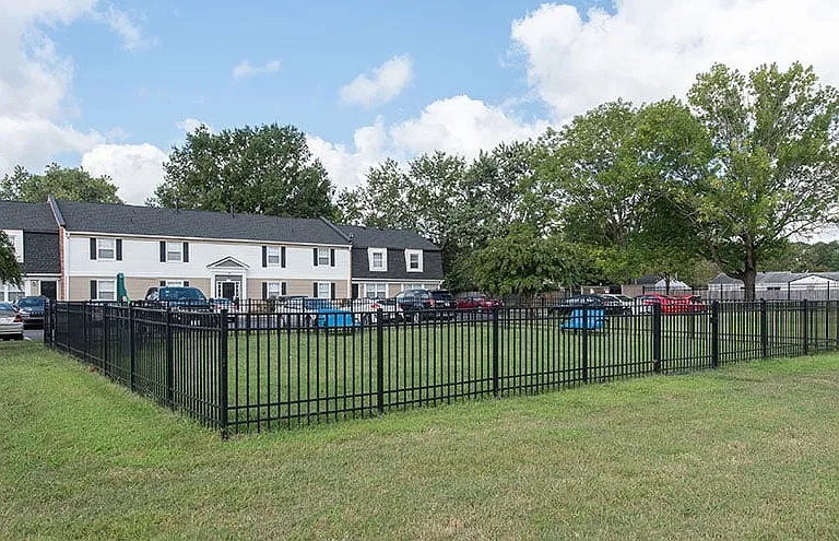 Sparrows Point Townhomes and Apartments — Photo 56