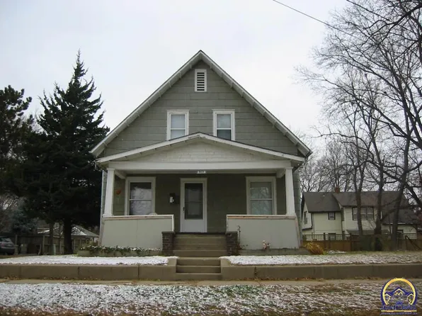 517 N 4th St, Manhattan, KS 66502