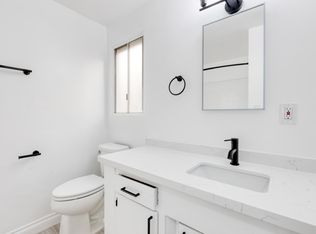 7395 Emily Ln #6, Downey, CA 90242