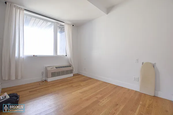 Rented by null | media 25