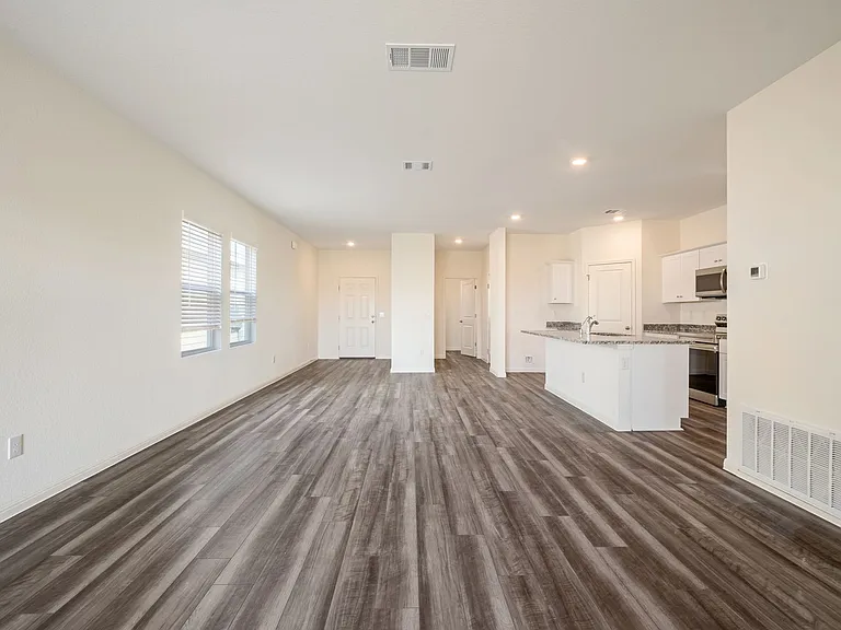 391 Wren Ln — Photo 7