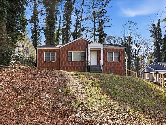 2nd image of 1169 Eastridge Rd SW