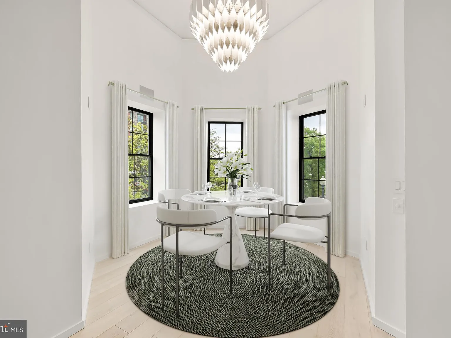 2 bed, 2000 sqft, $4,900 — Photo 3