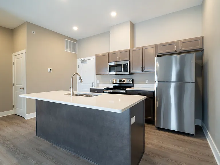 4-web-or-mls-3440-chicago-dr_12092024