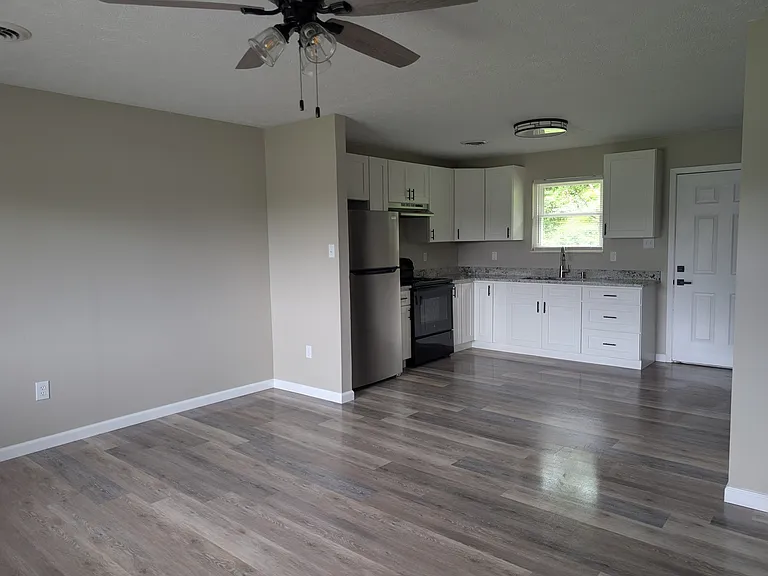 1464 Martha Dandridge Cir #1464 — Photo 5