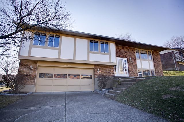 1st image of 608 Crusader Dr