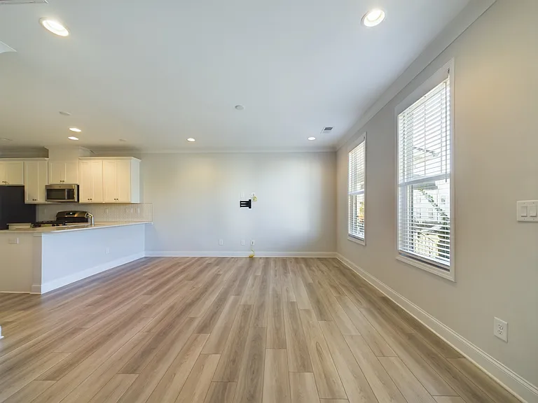 10189 Meeting House Dr NW — Photo 3
