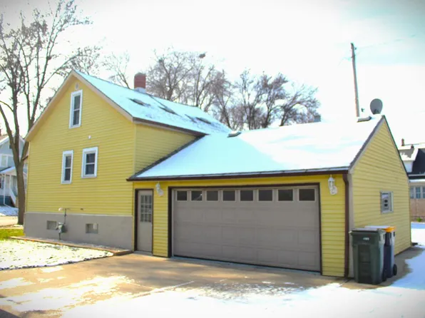 8802 West Maple STREET, West Allis, WI 53214