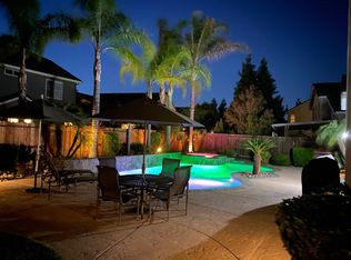 1067 Brook View Ln, Manteca, CA 95337