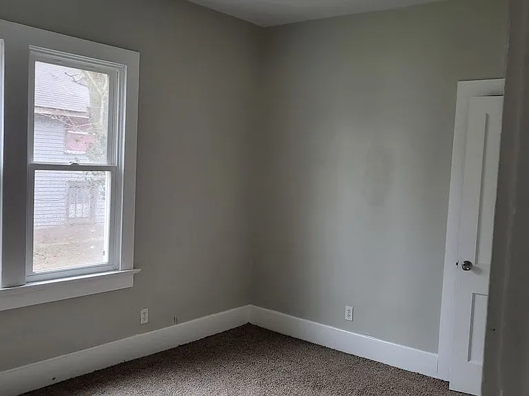 1104 Adams Ave — Photo 10