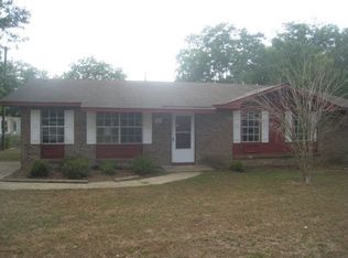 85 Nova St, Dothan, AL 36303