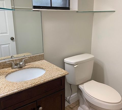 3rd image of 410 N Cypress Dr #11-1