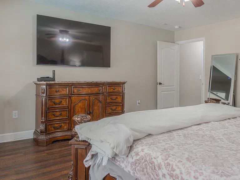 33721 Spring Dr — Photo 21