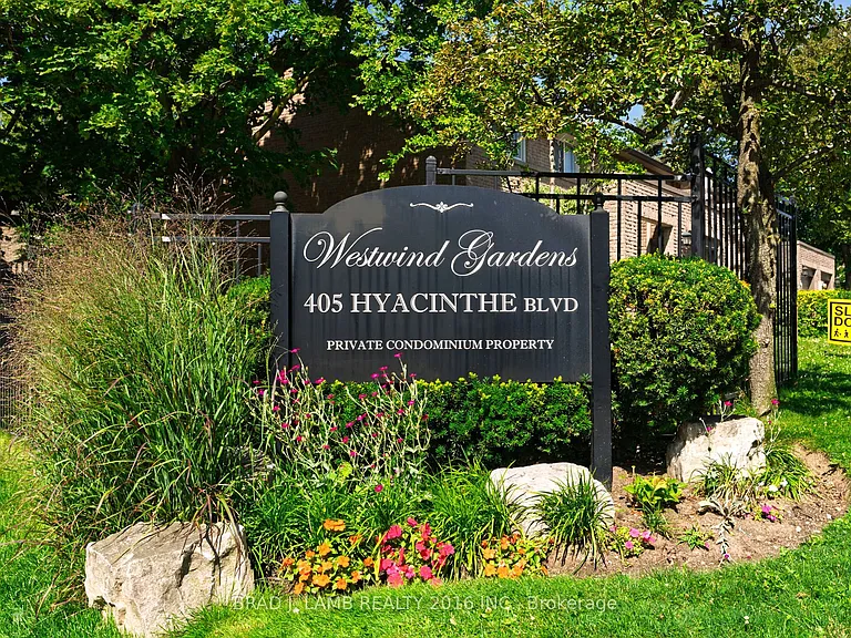 405 Hyacinthe Blvd #Townhouse 12 — Photo 28