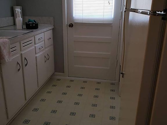 4th image of 10552 Fern Dr