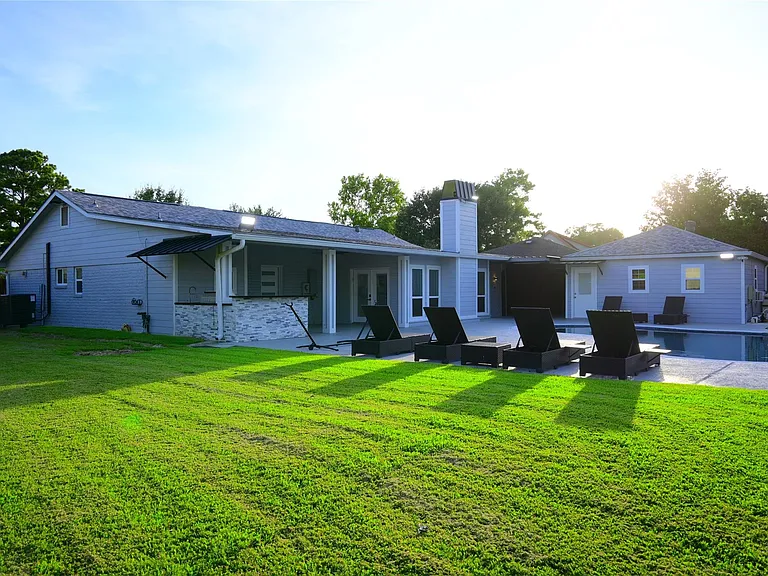 10203 Huntington Way Dr — Photo 13