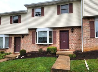 209 Riverview Dr, Ephrata, PA 17522