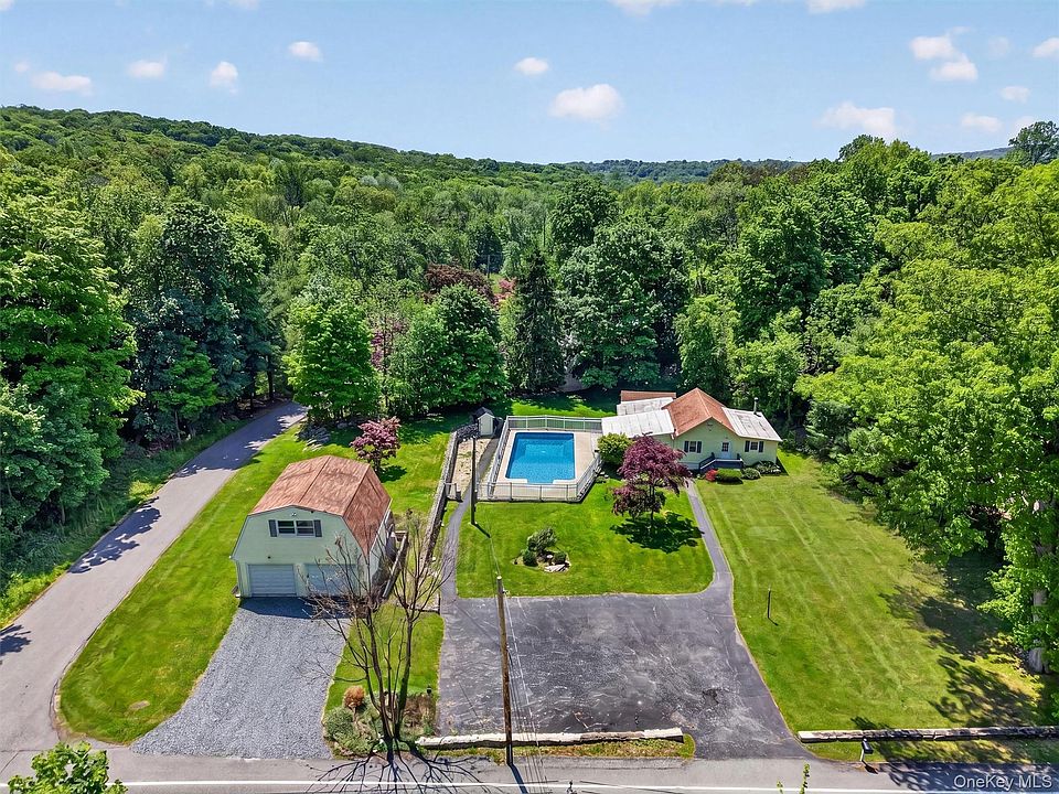1st image of 592 Long Pond Road