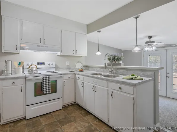 5105 Hewitt Dr, Fayetteville, NC 28311