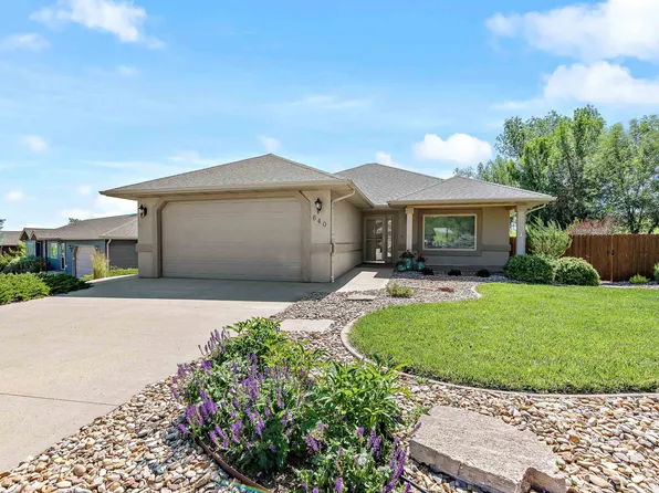 640 Yosemite Way, Whitewood, SD 57793