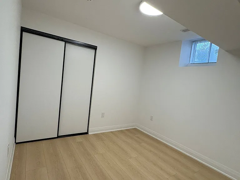 64 Charlotte Abby Dr #BASEMENT — Photo 26